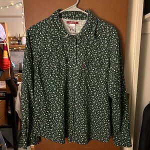 Levi’s green floral button up shirt